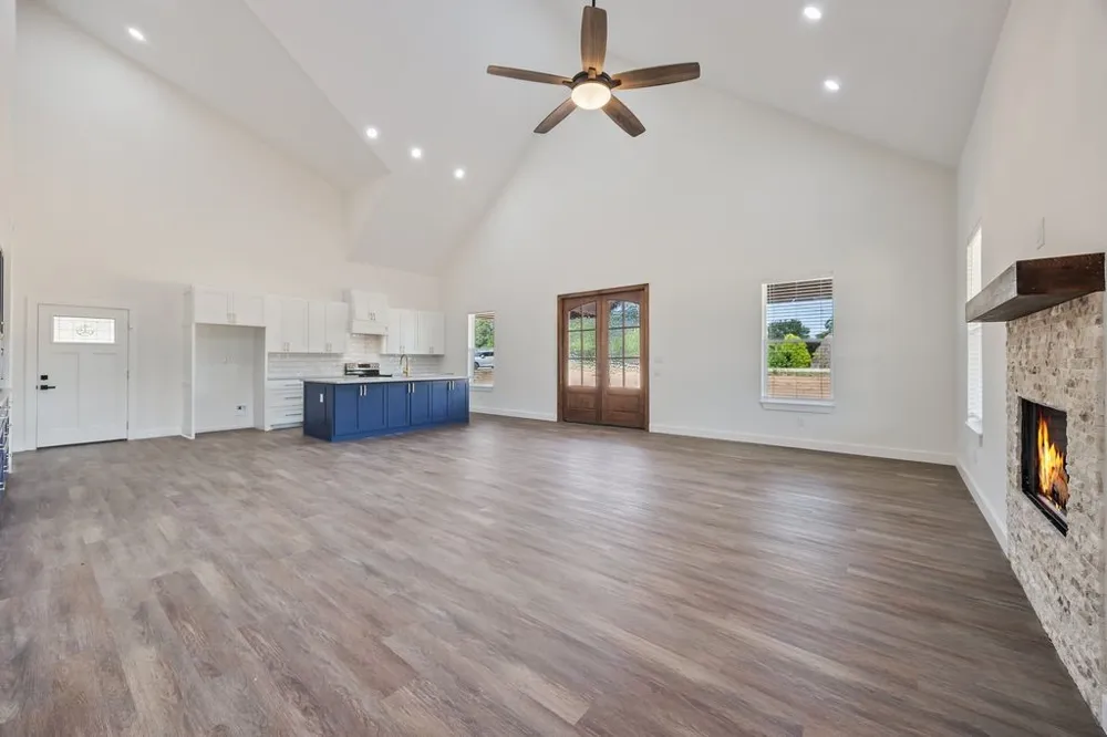 181 County Road 4757 Rhome, TX 76078