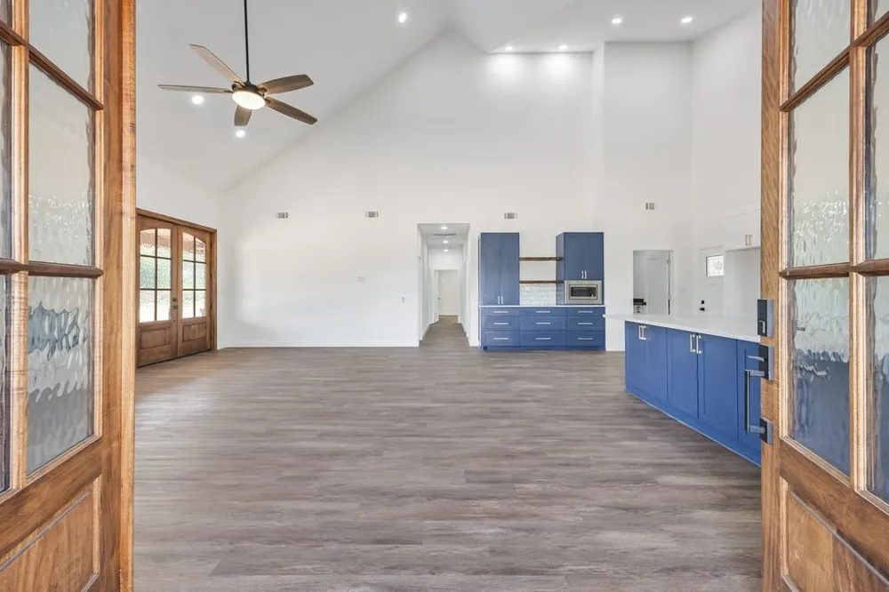 181 County Road 4757 Rhome, TX 76078
