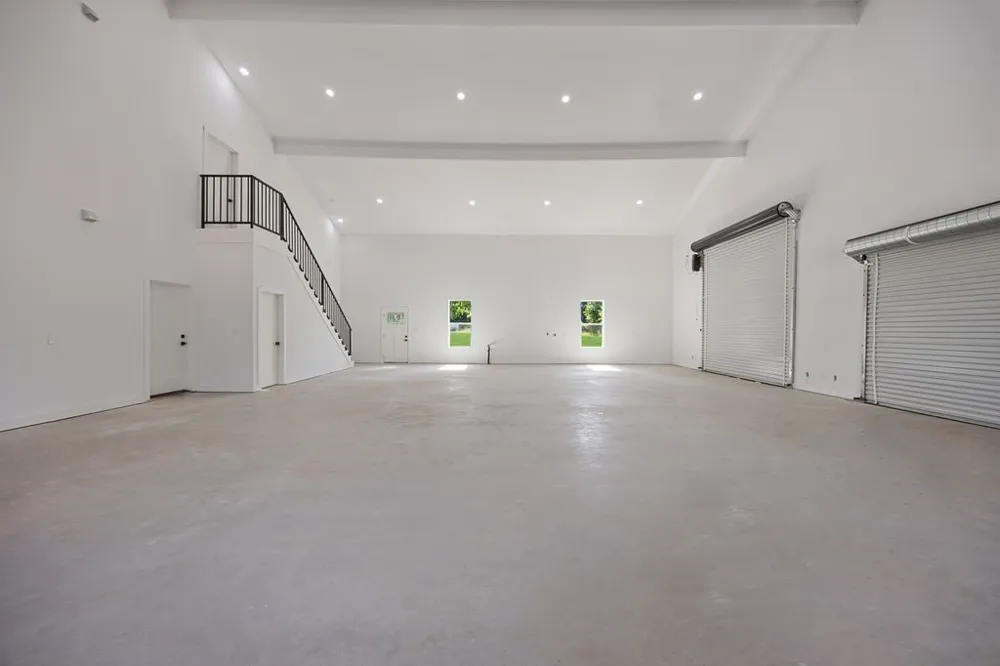 181 County Road 4757 Rhome, TX 76078