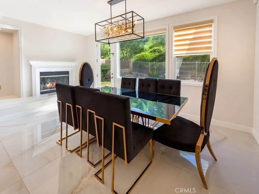 28408 Hidden Hills Drive Saugus, CA 91390