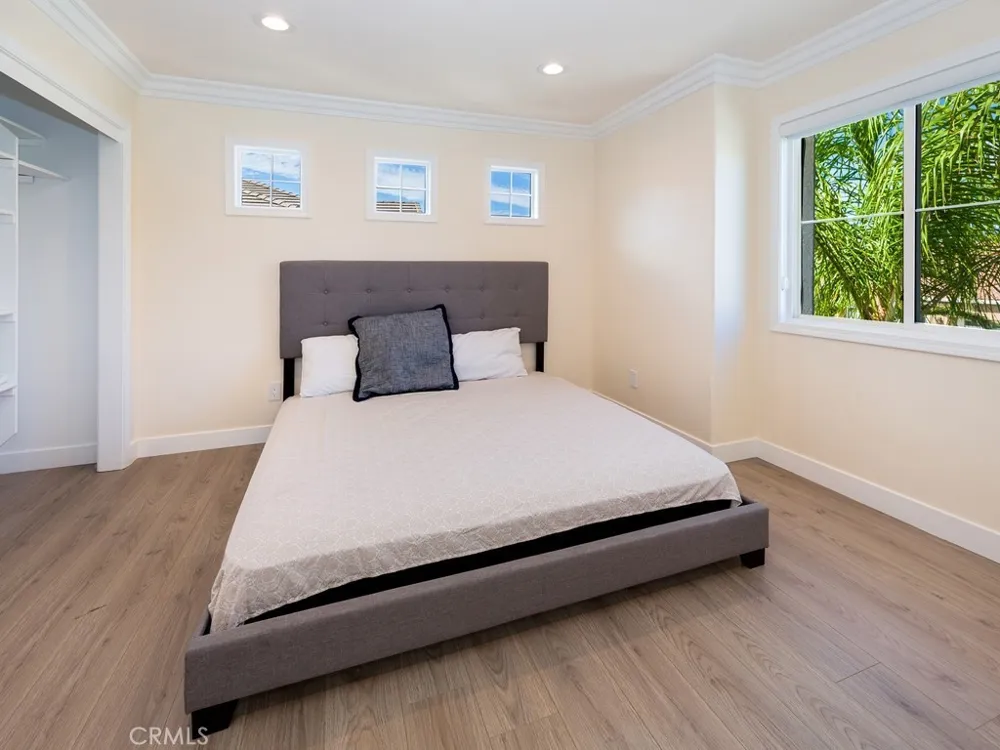 28408 Hidden Hills Drive Saugus, CA 91390