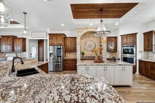 1980 County Road 361 La Vernia, TX 78121