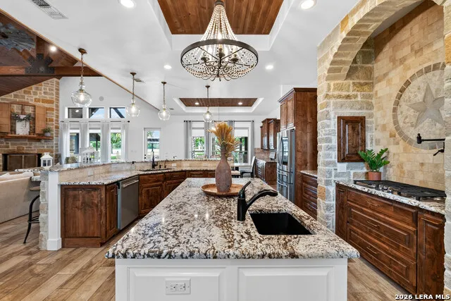 1980 County Road 361 La Vernia, TX 78121