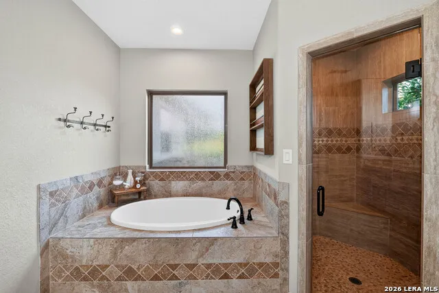 1980 County Road 361 La Vernia, TX 78121