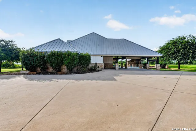 1980 County Road 361 La Vernia, TX 78121
