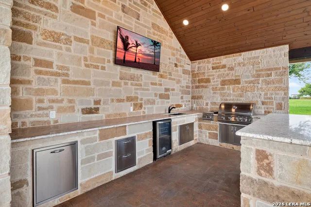 1980 County Road 361 La Vernia, TX 78121