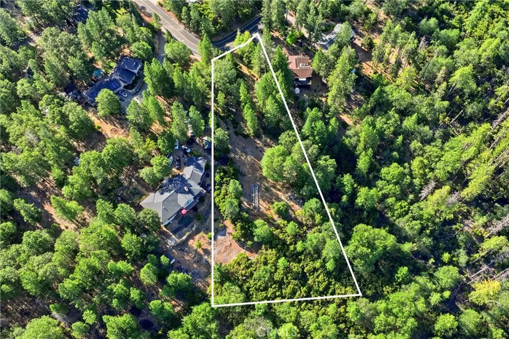 9003 Fox Drive Cobb, CA 95426
