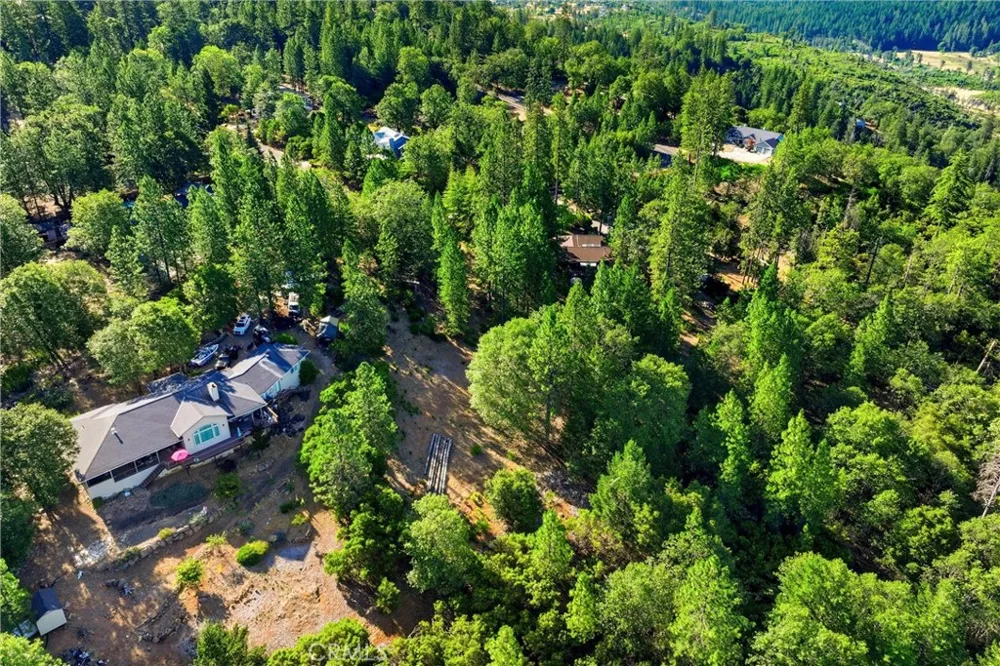 9003 Fox Drive Cobb, CA 95426