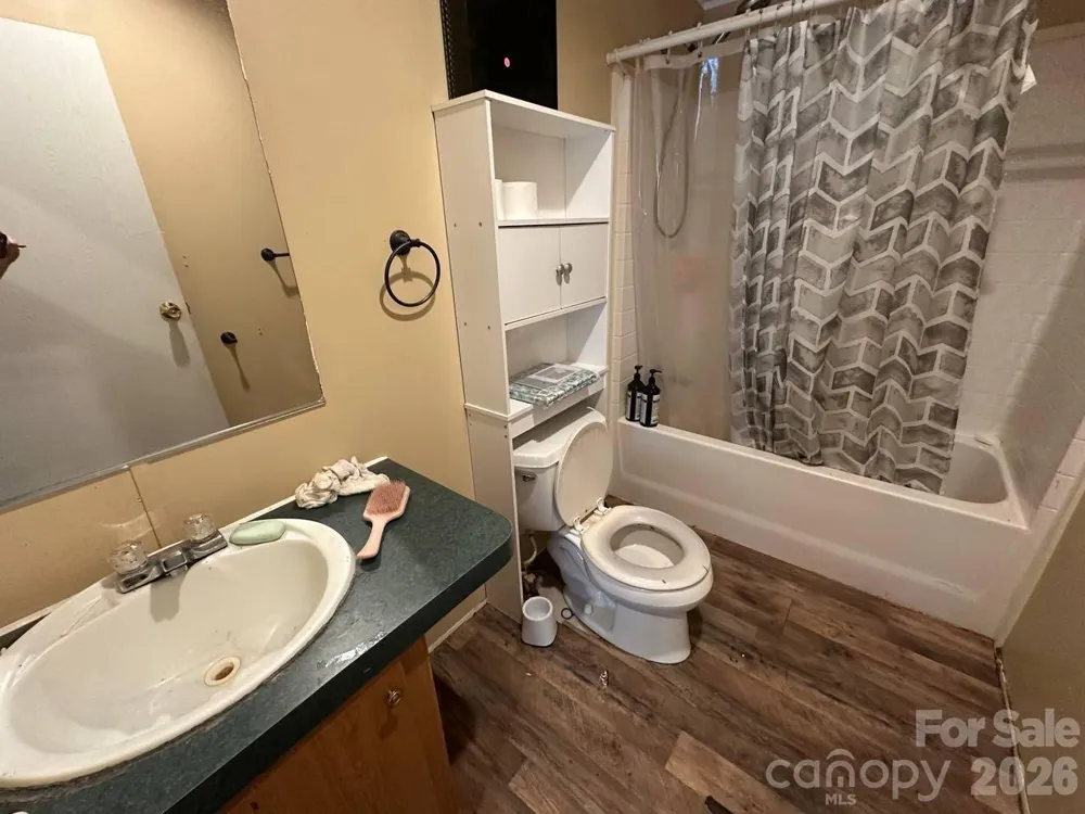5100 Flay Road Lincolnton, NC 28092