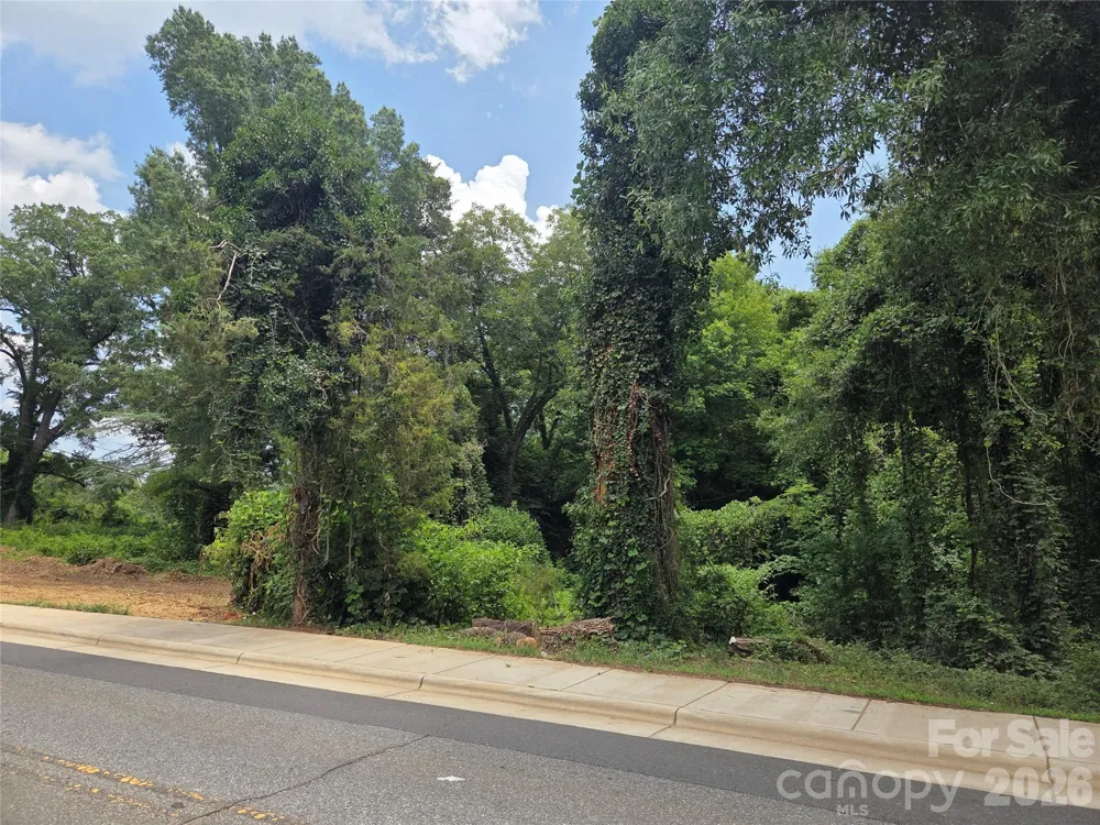 715 Old Charlotte Road SW Concord, NC 28027