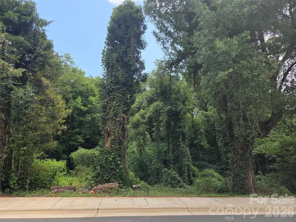 715 Old Charlotte Road SW Concord, NC 28027