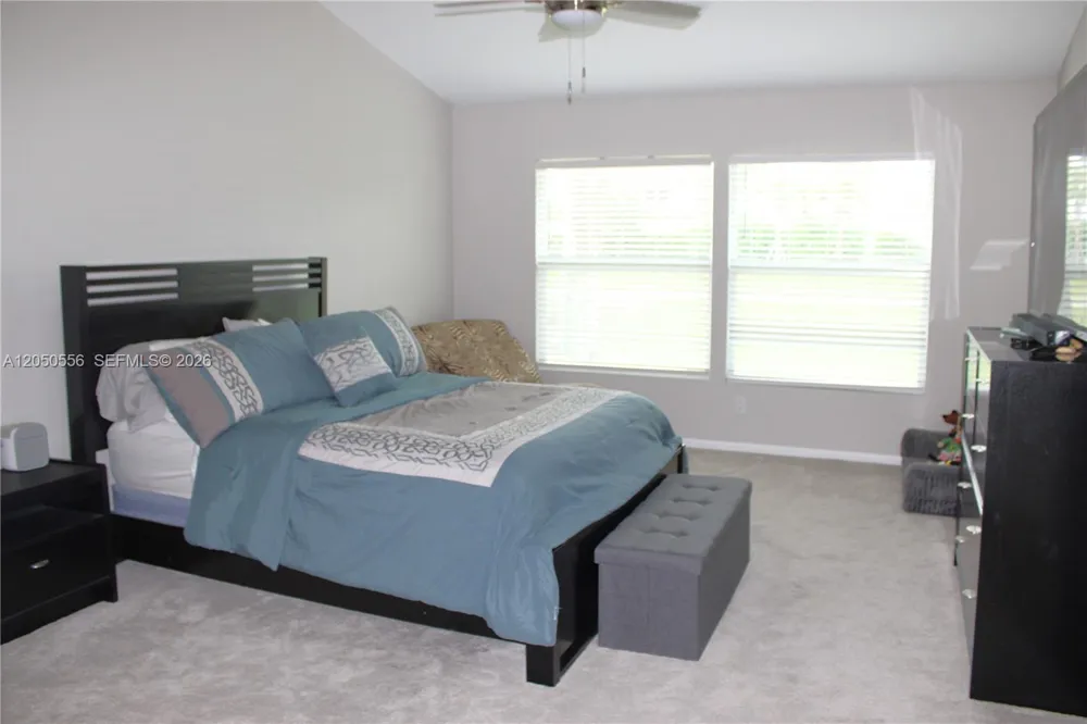 6617 IDLEWILD STREET Fort Myers, FL 33966