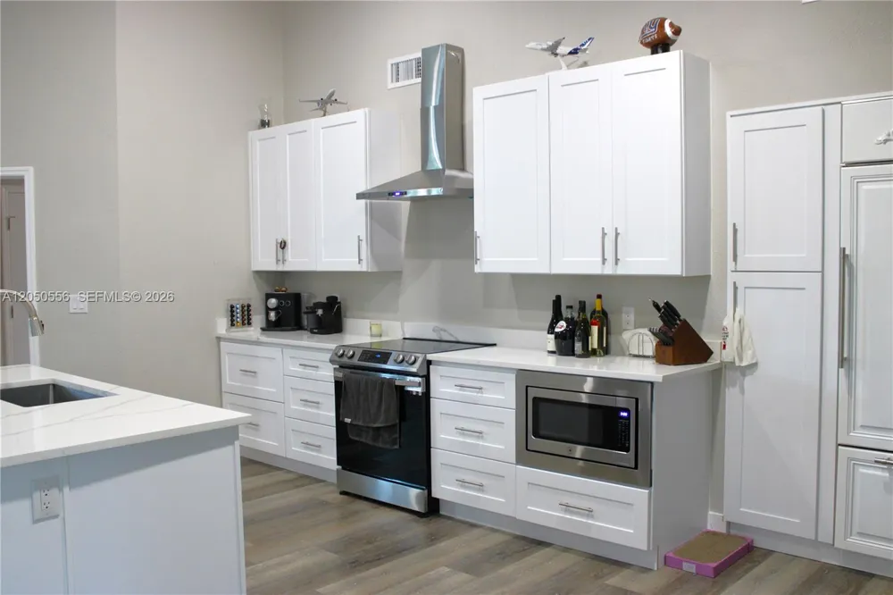 6617 IDLEWILD STREET Fort Myers, FL 33966