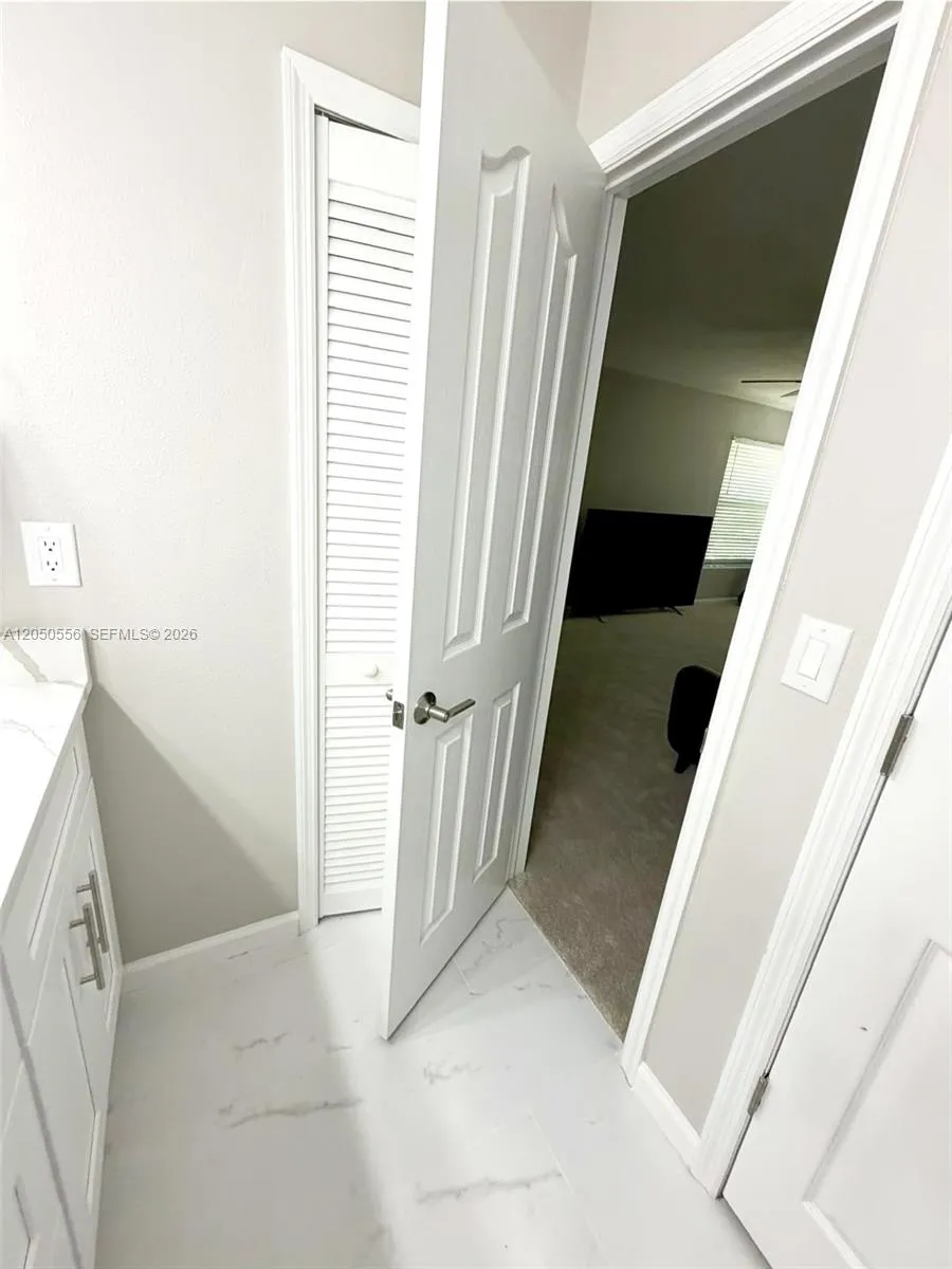 6617 IDLEWILD STREET Fort Myers, FL 33966