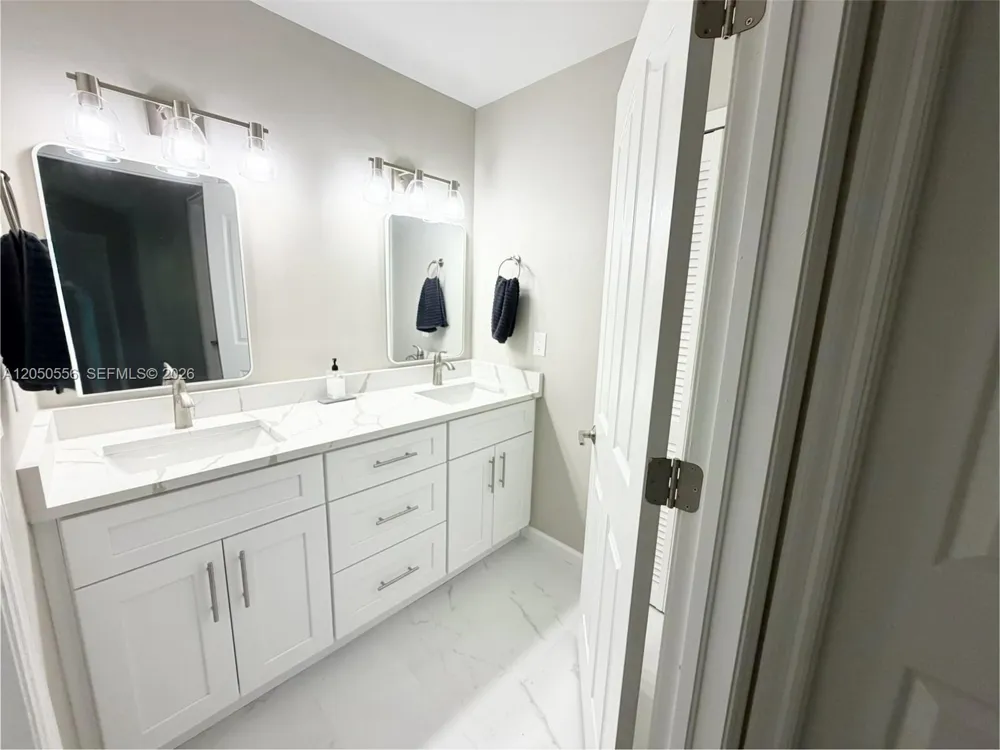 6617 IDLEWILD STREET Fort Myers, FL 33966