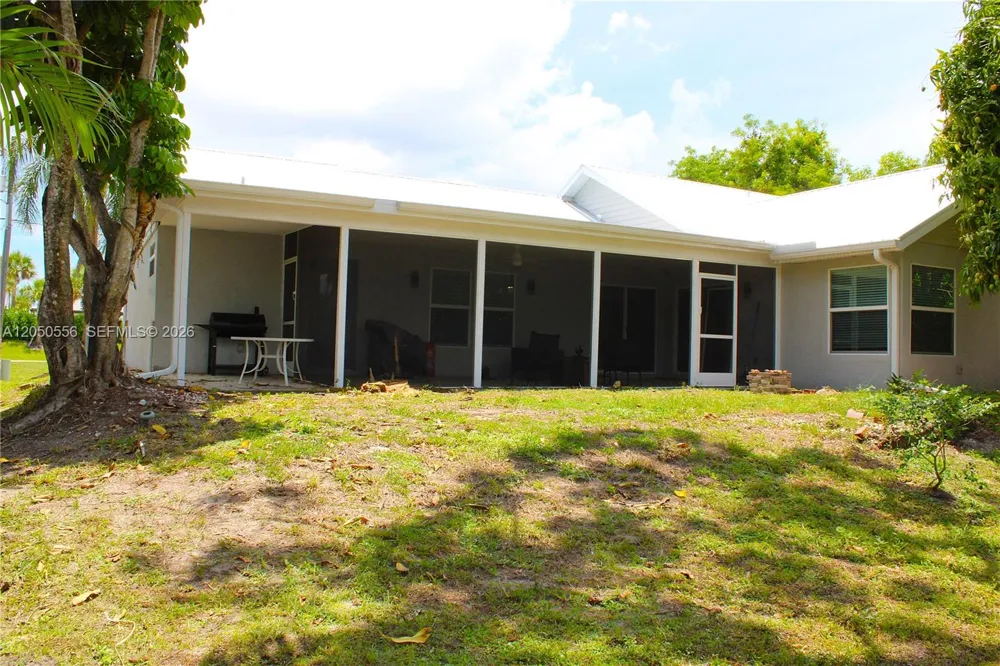 6617 IDLEWILD STREET Fort Myers, FL 33966