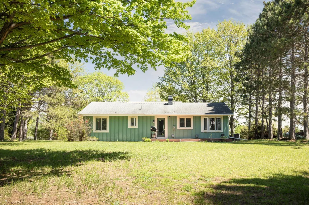 6066 S West Bay Shore Drive Bingham Township, MI 49684