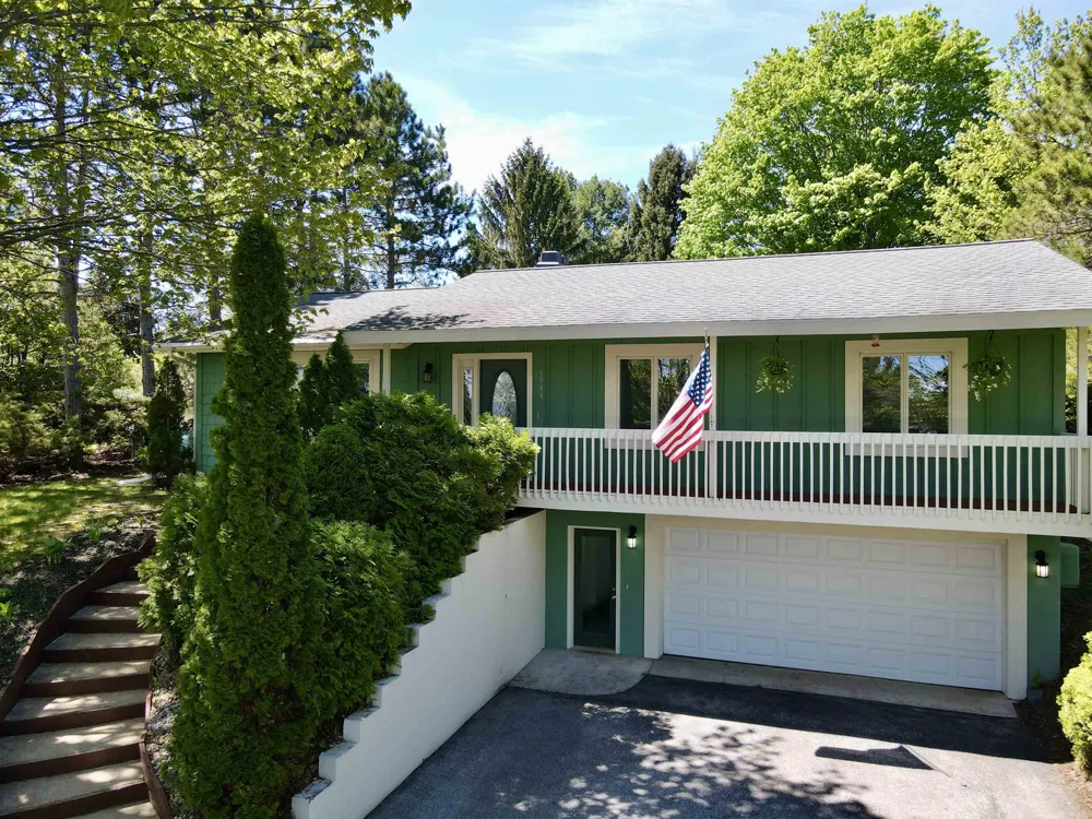 6066 S West Bay Shore Drive Bingham Township, MI 49684