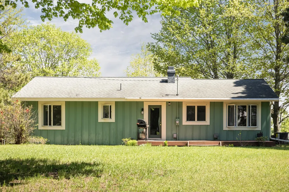6066 S West Bay Shore Drive Bingham Township, MI 49684
