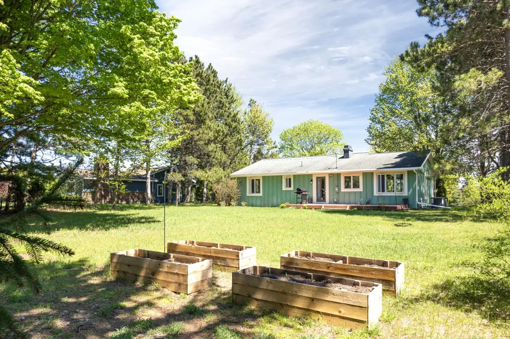 6066 S West Bay Shore Drive Bingham Township, MI 49684