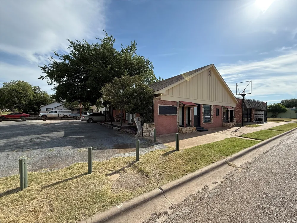 117 Victoria Street Abilene, TX 79603