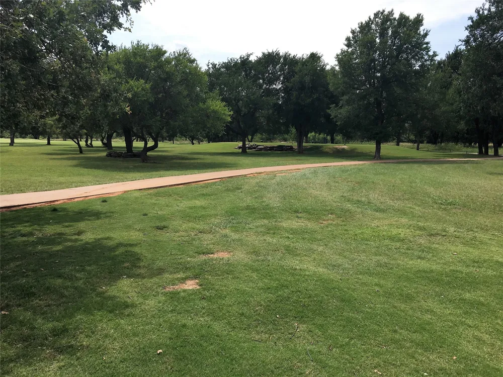 678 Batten Drive Brownwood, TX 76801