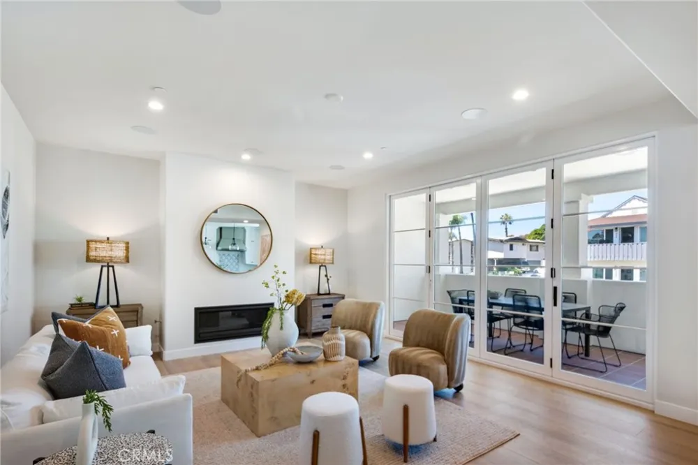 501 Elena #B San Clemente, CA 92672
