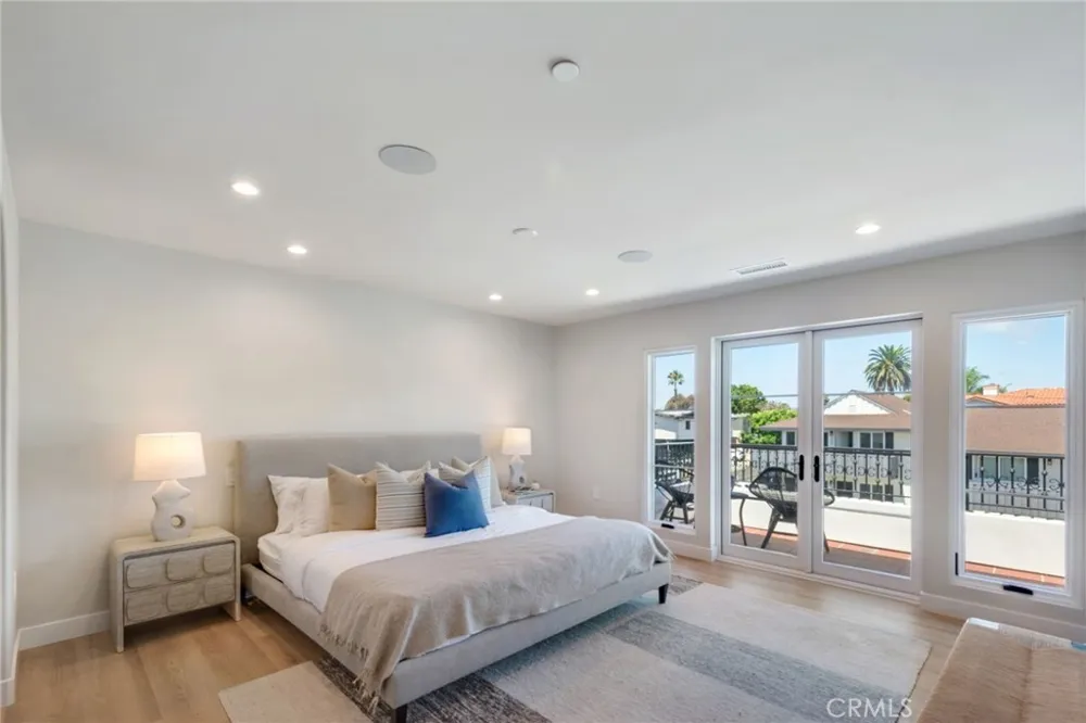 501 Elena #B San Clemente, CA 92672