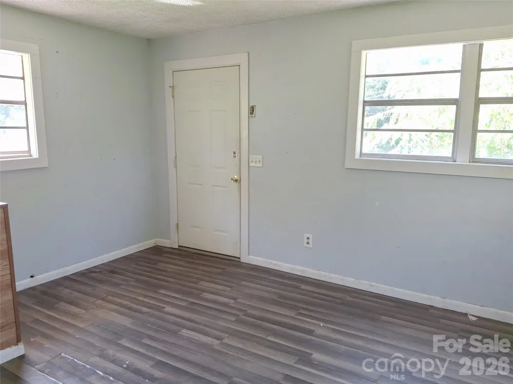 2795 Old Henson Cove Road Canton, NC 28716
