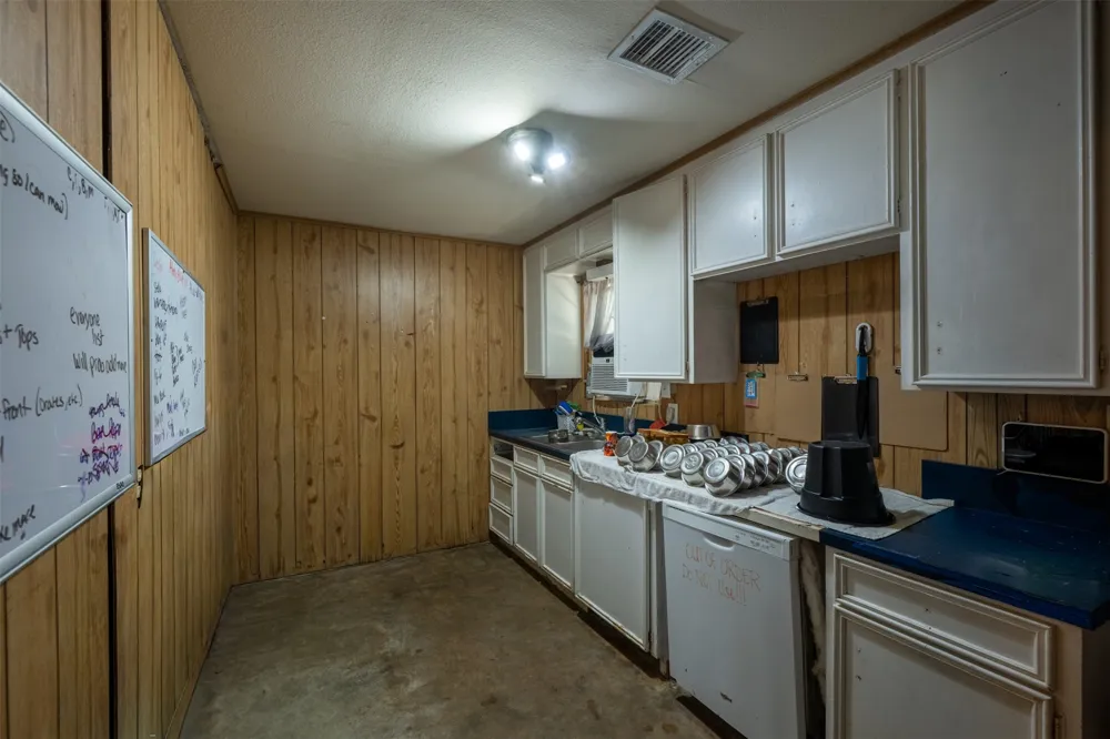 5327 Old Lorena Road Lorena, TX 76655