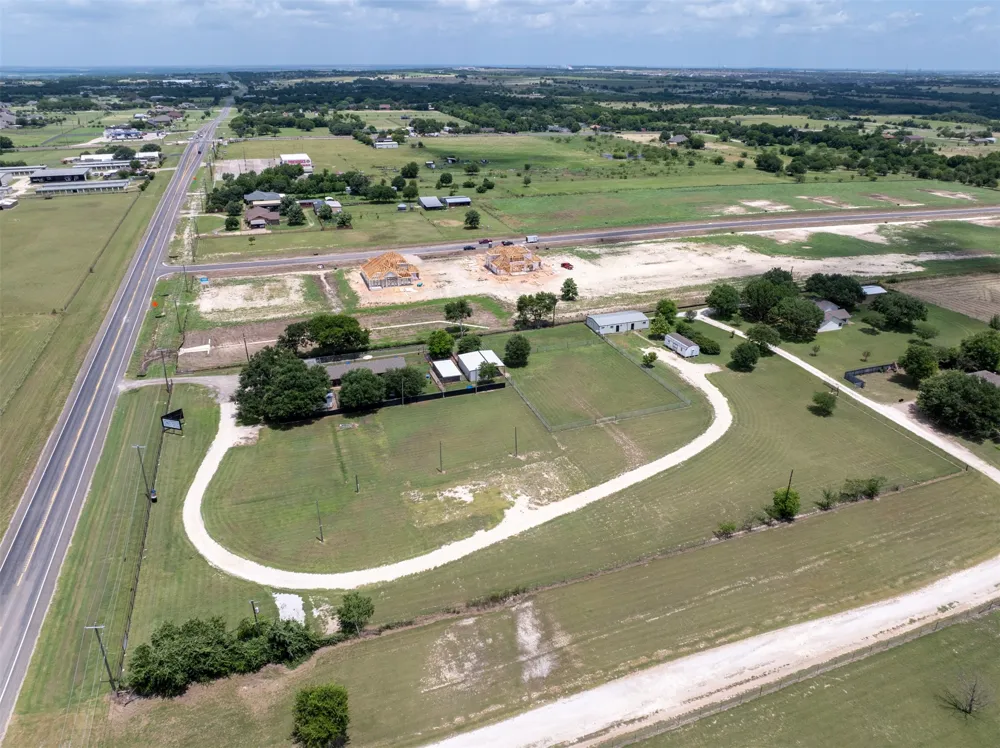 5327 Old Lorena Road Lorena, TX 76655