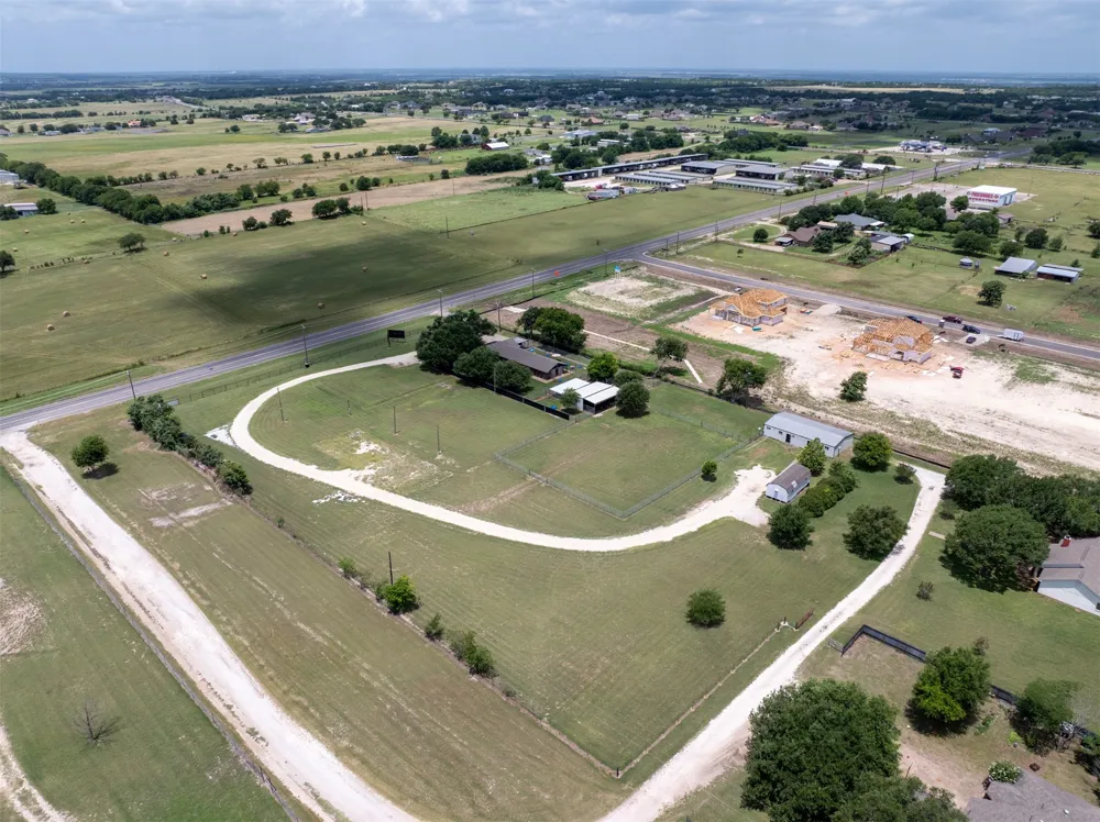 5327 Old Lorena Road Lorena, TX 76655