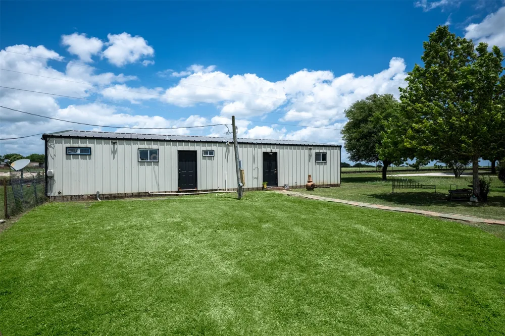 5327 Old Lorena Road Lorena, TX 76655