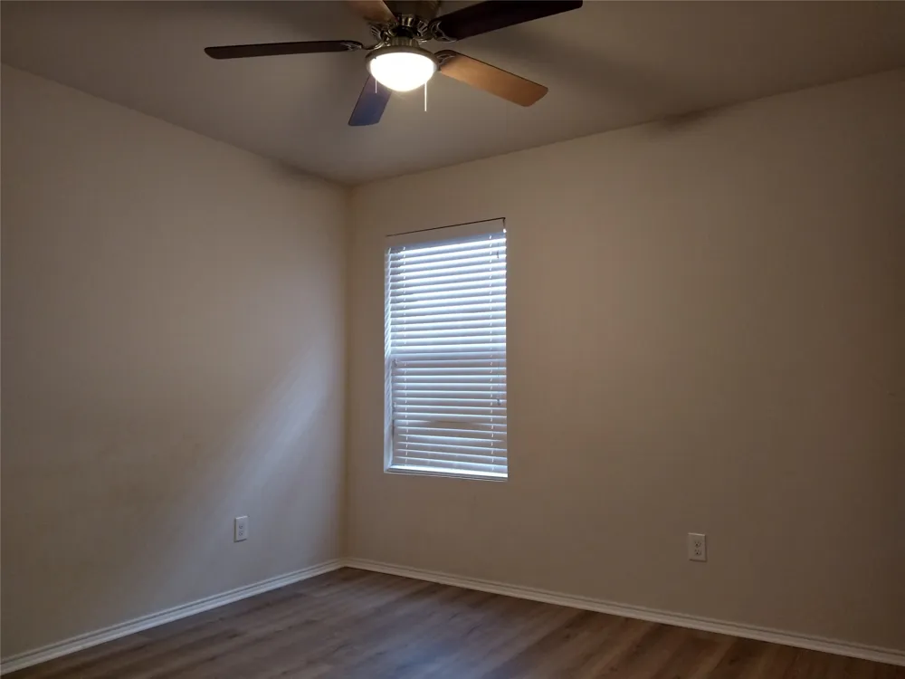 1846 Bayfront Drive Dallas, TX 75051