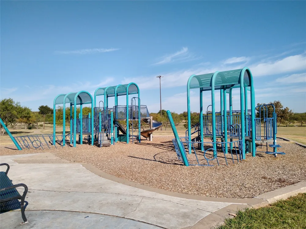 1846 Bayfront Drive Dallas, TX 75051