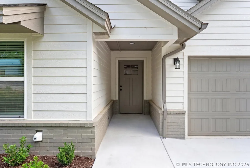 1312 Hummingbird Lane Grove, OK 74344