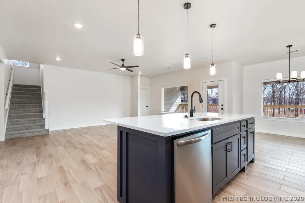 1312 Hummingbird Lane Grove, OK 74344