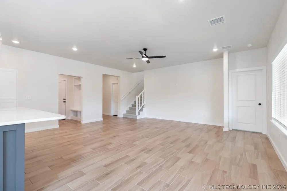 1312 Hummingbird Lane Grove, OK 74344