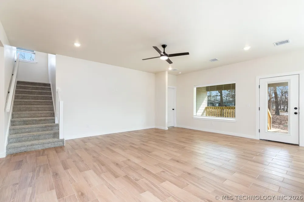 1312 Hummingbird Lane Grove, OK 74344