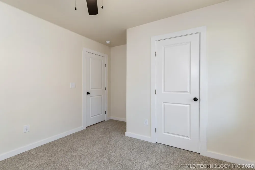 1312 Hummingbird Lane Grove, OK 74344