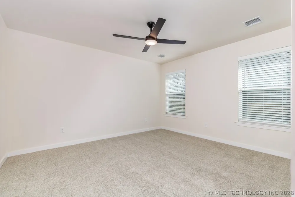 1312 Hummingbird Lane Grove, OK 74344