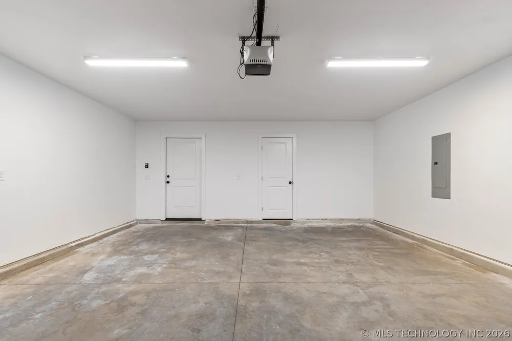 1312 Hummingbird Lane Grove, OK 74344