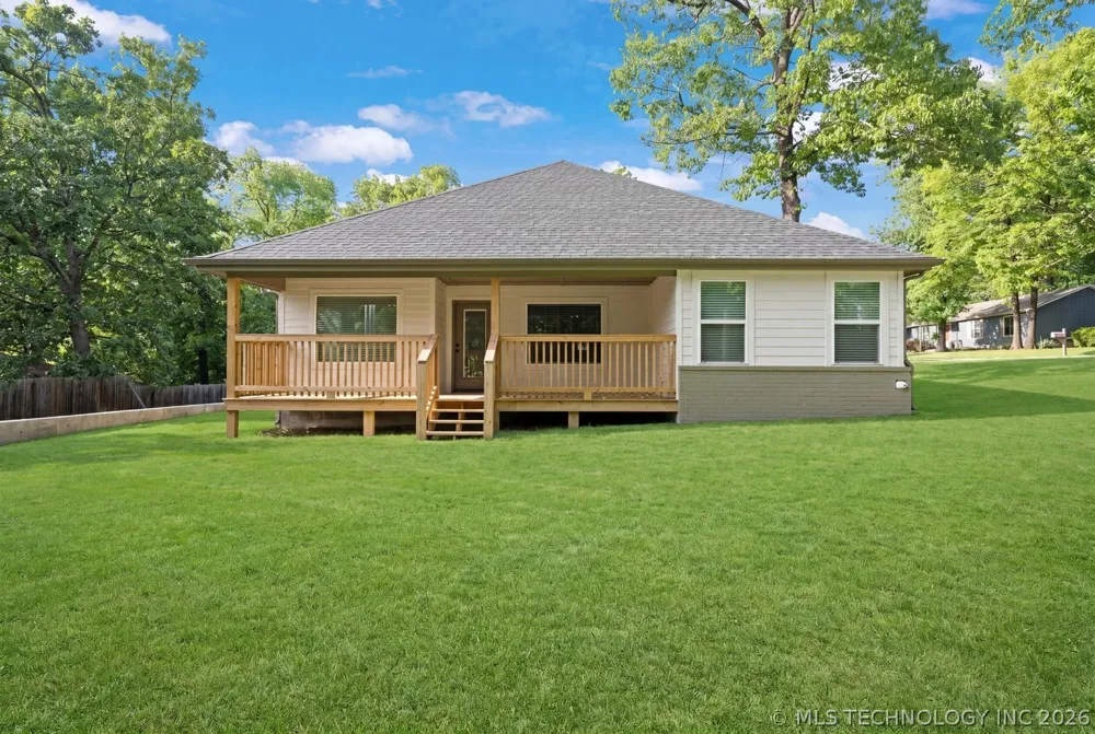 1312 Hummingbird Lane Grove, OK 74344