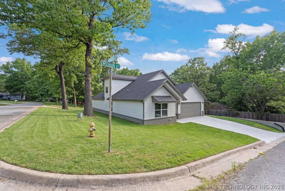 1312 Hummingbird Lane Grove, OK 74344