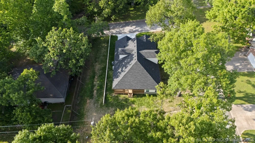 1312 Hummingbird Lane Grove, OK 74344