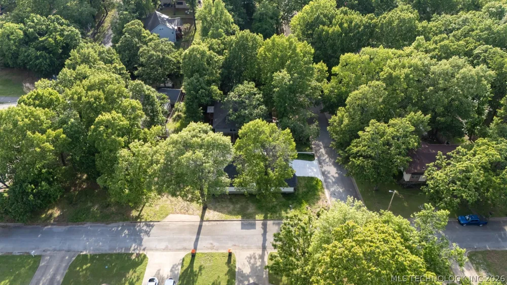 1312 Hummingbird Lane Grove, OK 74344
