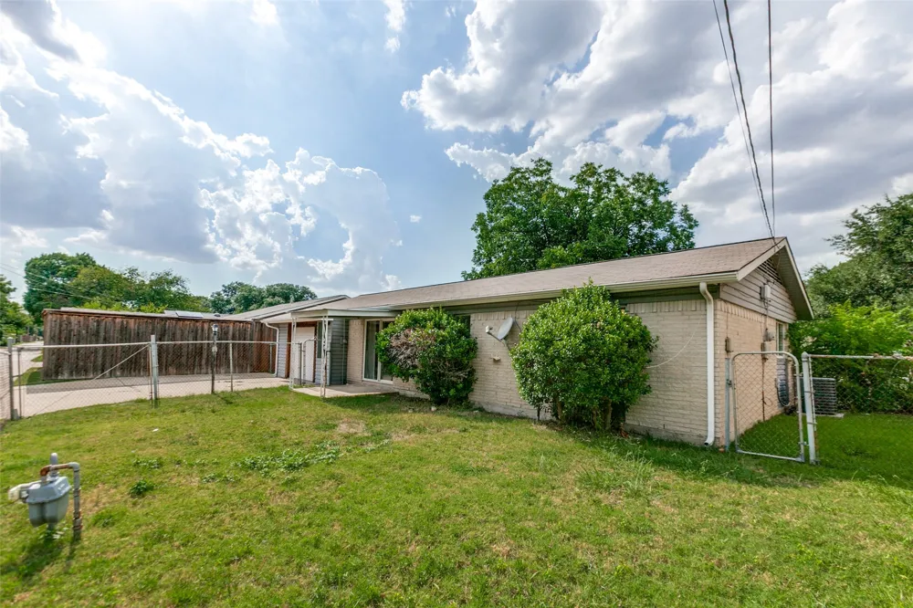 1130 Larkspur Drive Richardson, TX 75081
