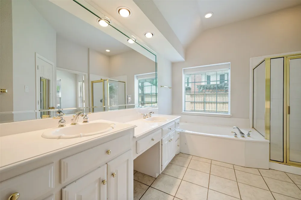 1605 Cross Point Road McKinney, TX 75072
