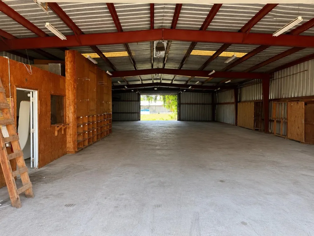 220 W First Street Wharton, TX 77488