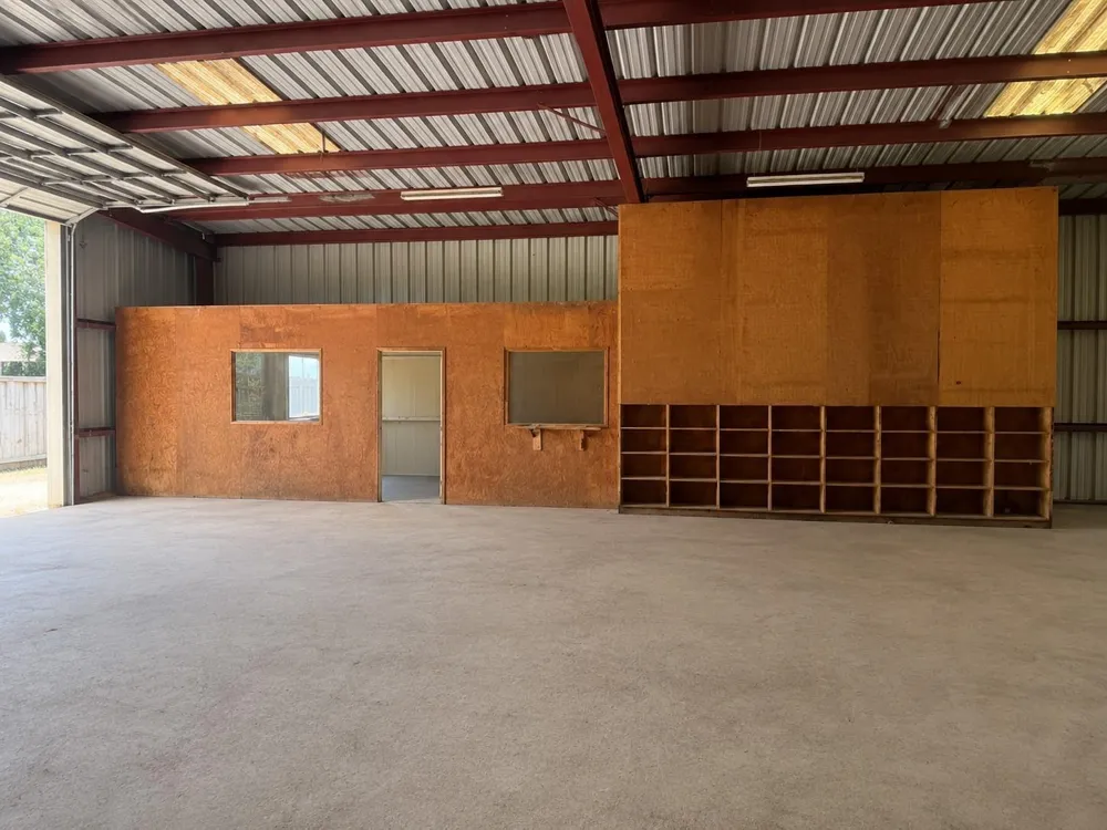 220 W First Street Wharton, TX 77488